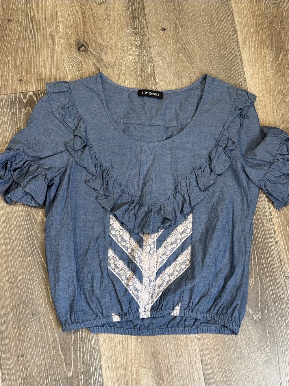 Twin-Set Chambray Blue Ruffled Short Sleeve Blouse with Lace Inset AZ0813